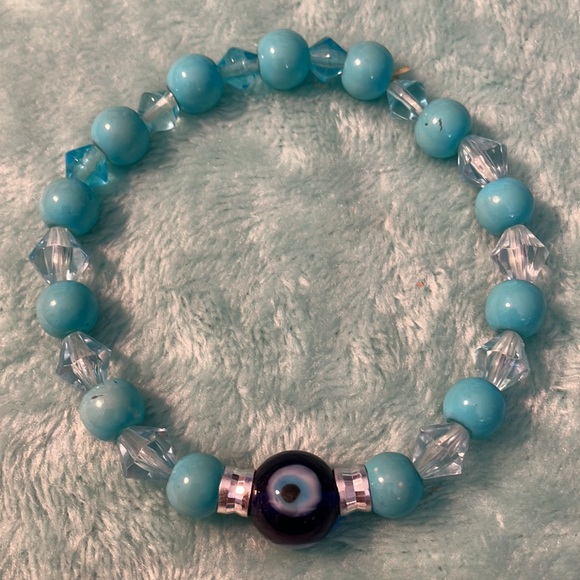 Evil Eye Stretch Bracelet - Picture 3 of 5